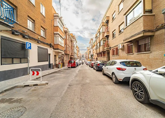 Edsam Madrid s Black